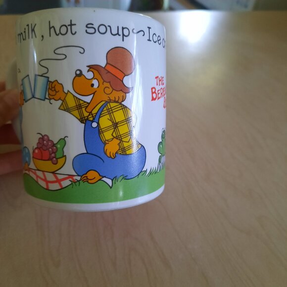Vintage 1987 Berenstain Bears Family Coffee Mug - Picture 5 of 15